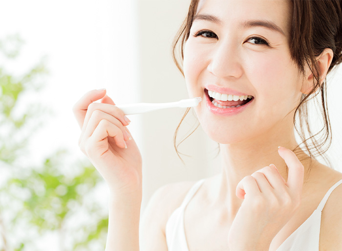 歯周病治療には 「毎日のセルフケア」と「定期的なメインテナンス」が大切です。